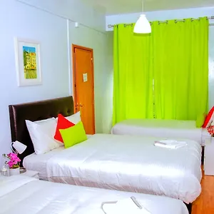 Do Castelo Hostal