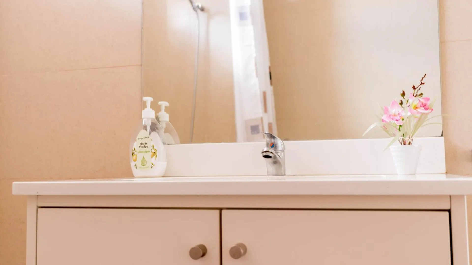 Central Lisbon Rooms, Best View Of Lisboa 旅馆
